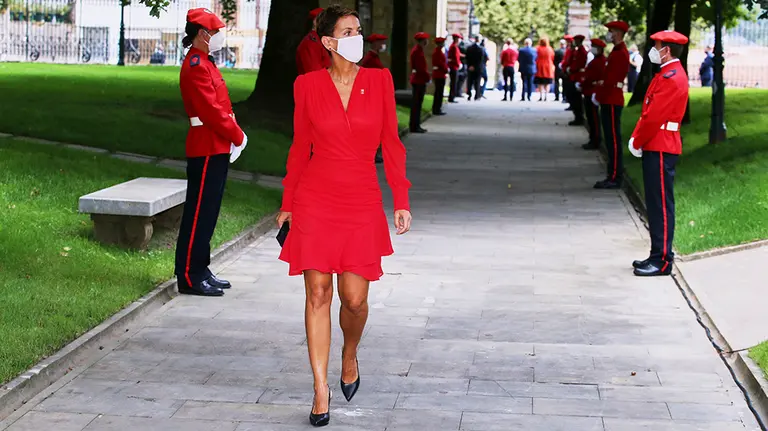 La presidenta del Gobierno de Navarra, María Chivite, llega a la toma de posesión de Iñigo Urkullu como Lehendakari, en Guernica (Vizcaya/Euskadi/España) a 5 de septiembre de 2020.

05 SEPTIEMBRE 2020;GUERNICA;PAÍS VASCO;GERNIKA;EUSKADI;POLÍTICA

5/9/2020