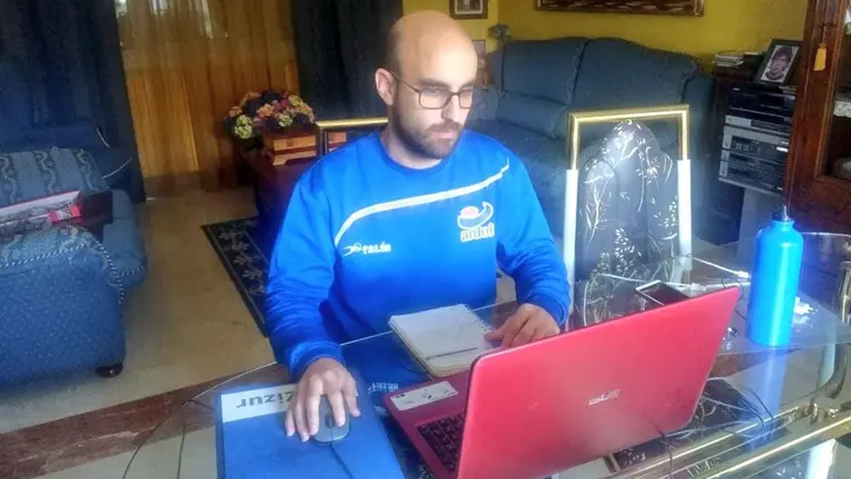 El concejal de AS Zizur Javier Álvarez TWITTER (@javialvarezizur)