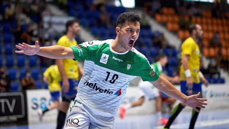 Ander Torriko Partido entre el Anaitasuna y el Bidasoa Irún jugado en el Pabellón Anaitasuna de Pamplona. MIGUEL OSÉS