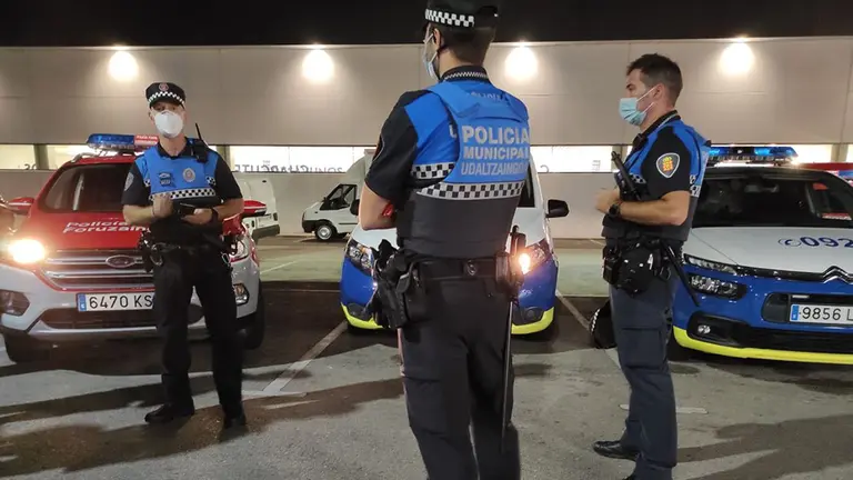 Operativo conjunto en Pamplona de la Policía Municipal y de la Policía Foral POLICÍA MUNICIPAL DE PAMPLONA