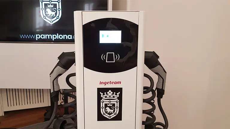 Uno de los puntos de recarga de coches eléctricos que se instalarán en Pamplona AYUNTAMIENTO DE PAMPLONA