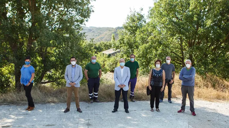 El consejero Ciriza y el director general Rodríguez, junto a representantes de la Mancomunidad de Izaga y los ayuntamientos de Izagaondoa, Lizoain-Arriasgoiti, Unciti y Urroz-Villa. GOBIERNO DE NAVARRA