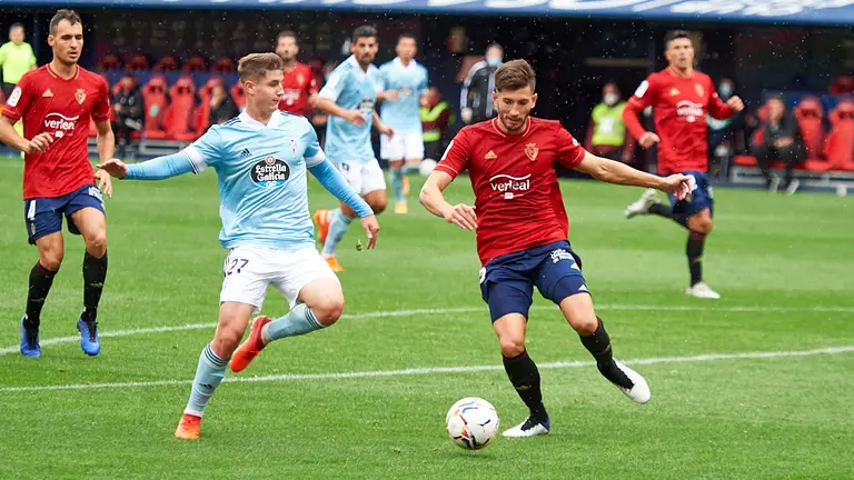Partido entre Osasuna y Celta correspondiente a la jornada numero 5 jugado en el estadio de El Sadar de Pamplona. MIGUEL OSÉS
