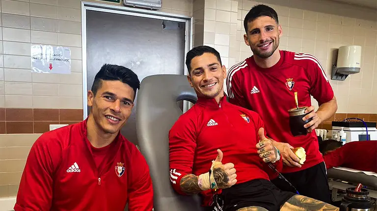 Facundo Roncaglia, Chimy Ávila y Jonathan Calleri en Tajonar. @chimy337.