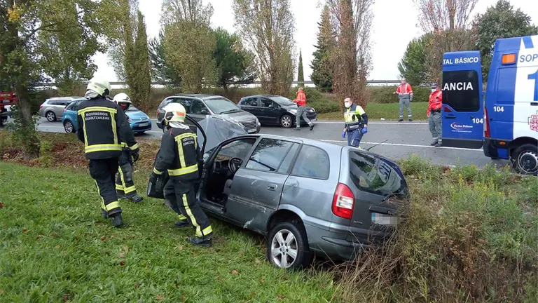 Accidente en la incorporación desde La Morea a la PA-32. TWITTER