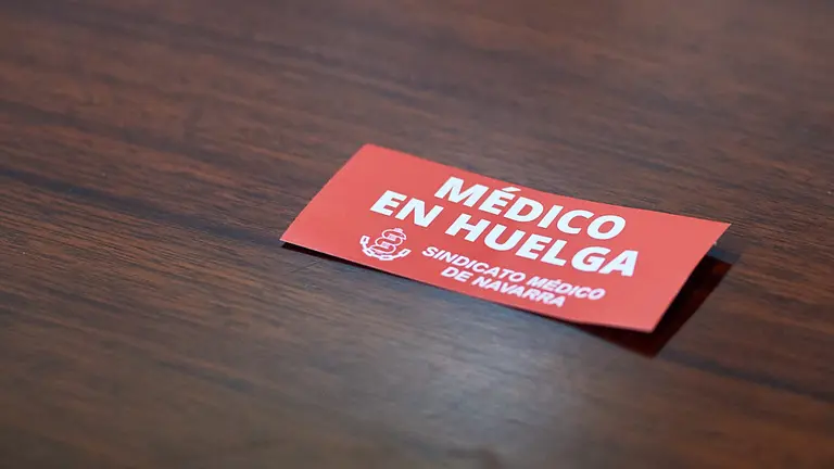 El Sindicato Médico de Navarra ofrece una rueda de prensa sobre la sentencia del Tribunal Supremo acerca de la falta de material de protección del personal sanitario durante la primera ola de la pandemia de Covid-19. MIGUEL OSÉS