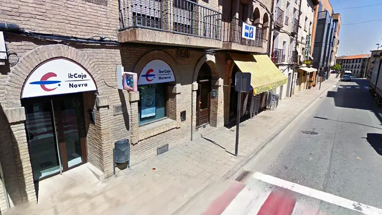 Atraco en la sucusal de Ibercaja en Corella