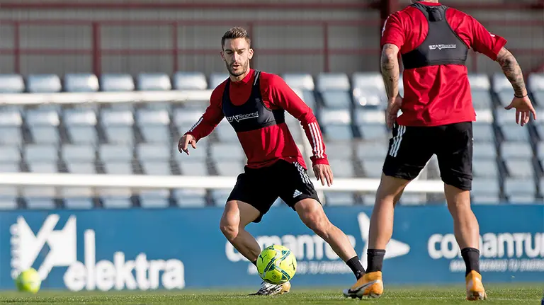 El jugador Roberto Torres en Tajonar. CA Osasuna.