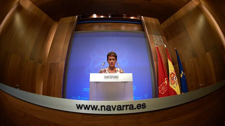 Rueda de prensa de la presidenta del gobierno de Navarra, María Chivite para explicar las nuevas medidas debido a la segunda oleada del coronavirus en la Comunidad Foral. MIGUEL OSÉS