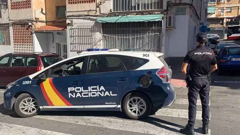 Un agente del Cuerpo Nacional de Policía. POLICÍA NACIONAL (ARCHIVO)