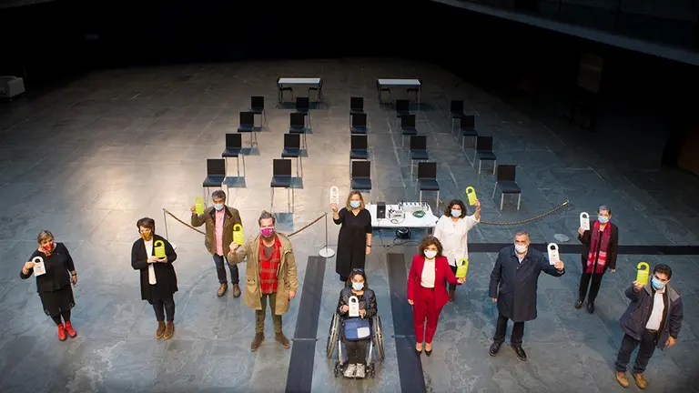 Imagen del acto con afectados de espina bífida en el Parlamento foral. PARLAMENTO DE NAVARRA