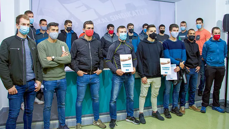 Imagen de los pelotaris de Baiko pilota en huelga. Foto sindicato ELA.