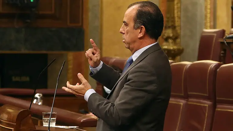 El diputado de UPN Carlos García Adanero, interviene durante el pleno en el que se debate la moción de censura planteada por Vox, en el Congreso de los Diputados, Madrid (España), a 21 de octubre de 2020. Se trata de la quinta moción de censura que se debate desde la recuperación de la democracia en 1978, una iniciativa con la que Vox busca sustituir a Pedro Sánchez en la Presidencia del Gobierno, pero que nace abocada al fracaso. De hecho, es la que menos apoyos suscita de todas las que se han debatido hasta ahora.
21 OCTUBRE 2020
EUROPA PRESS/R.Rubio.POOL
21/10/2020
