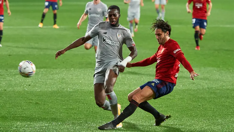 Partido del centenario jugado en el estadio de El Sadar de Pamplona entre Osasuna y Athletic de Bilbao correspondiente a la jornada número 7. MIGUEL OSÉS