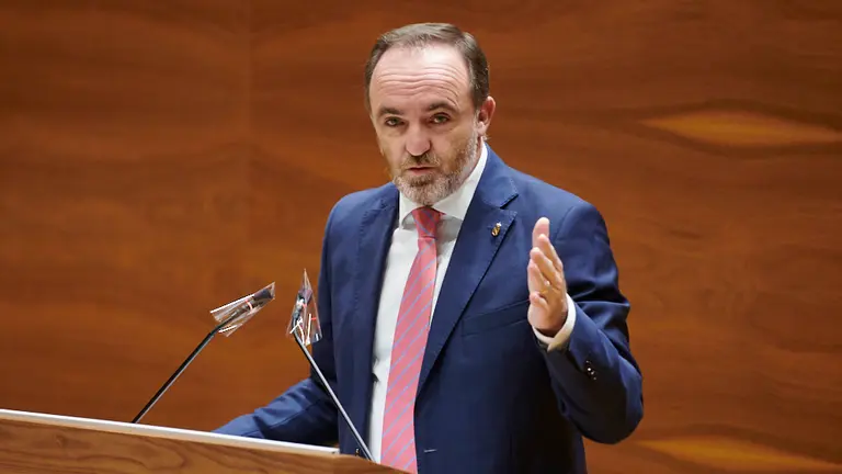 Javier Esparza, de Navarra Suma interviene en el Debate de la Comunidad. PABLO LASAOSA