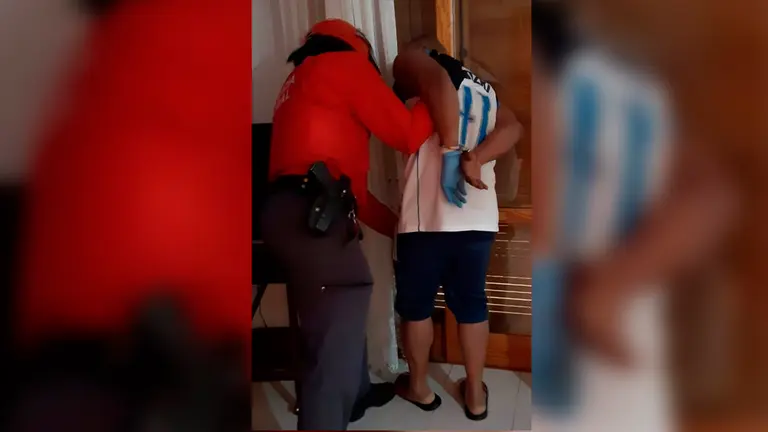 Detenido en Carcastillo por amenazar con un arma balnca