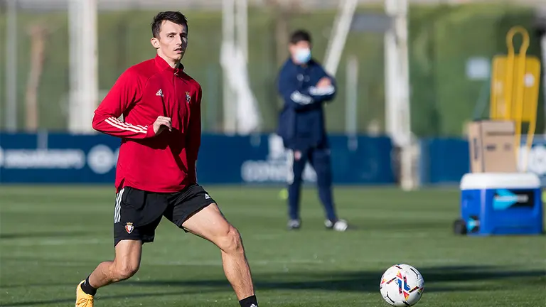 El croata Ante Budimir en una sesión de entrenamiento en Tajonar. CA Osasuna.