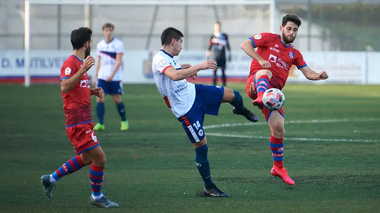 La Mutilvera se enfrentó al Calahorra. PABLO LASAOSA