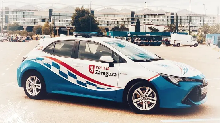 Coche de la Policía Local de Zaragoza. POLICÍA LOCAL ZARAGOZA