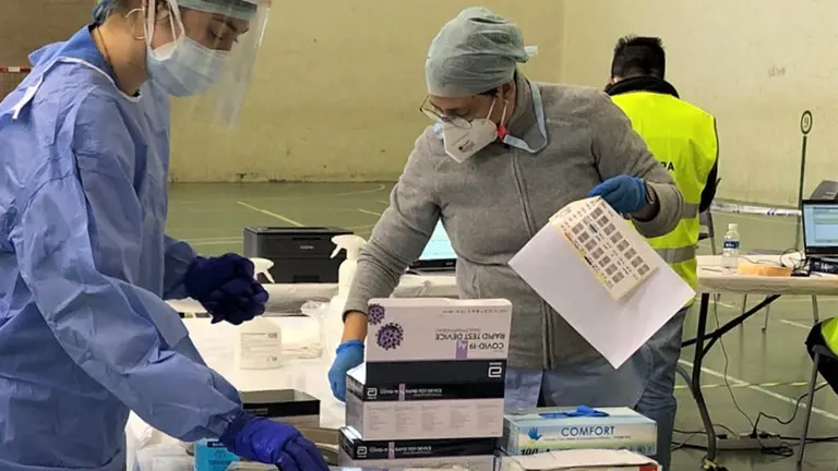 Cribado de detección de COVID-19 a unas 2.700 personas mayores de 14 años residentes en Ribaforada por un brote de coronavirus en la localidad.