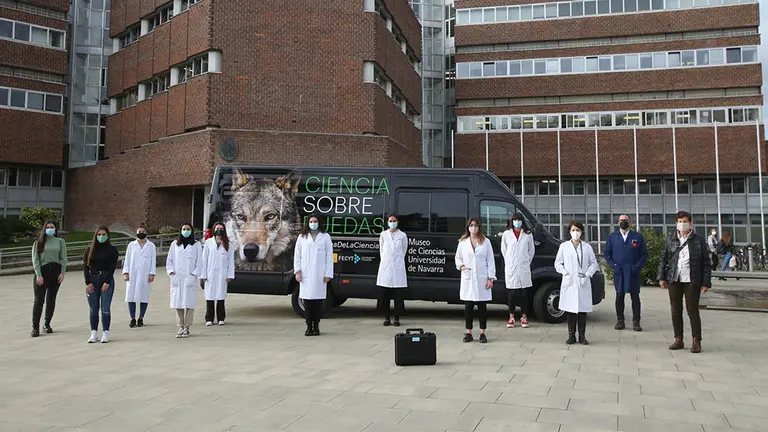 El Museo de Ciencias Universidad de Navarra viajará por centros escolares de toda Navarra haciendo experimentos científicos. UNIVERSIDAD DE NAVARRA