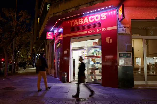 Estanco 55 en la calle García Ximenez de Pamplona. PABLO LASAOSa