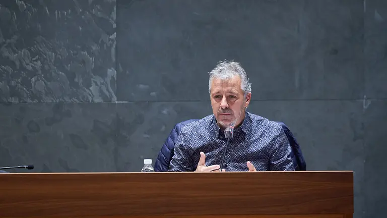 Comisión de Desarrollo Rural y Medio Ambiente del Parlamento. Sesión de trabajo para que representantes del sindicato agrario UAGN expongan los objetivos del proyecto del 'Sello Social'. MIGUEL OSÉS