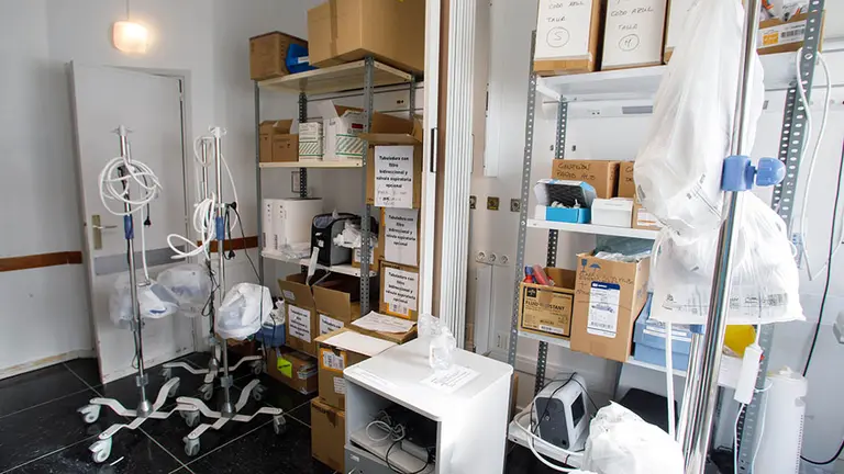 Atención a pacientes con coronavirus en el Complejo Hospitalario de Navarra en las plantas para enfermos con Covid-19. GOBIERNO DE NAVARRA (26)