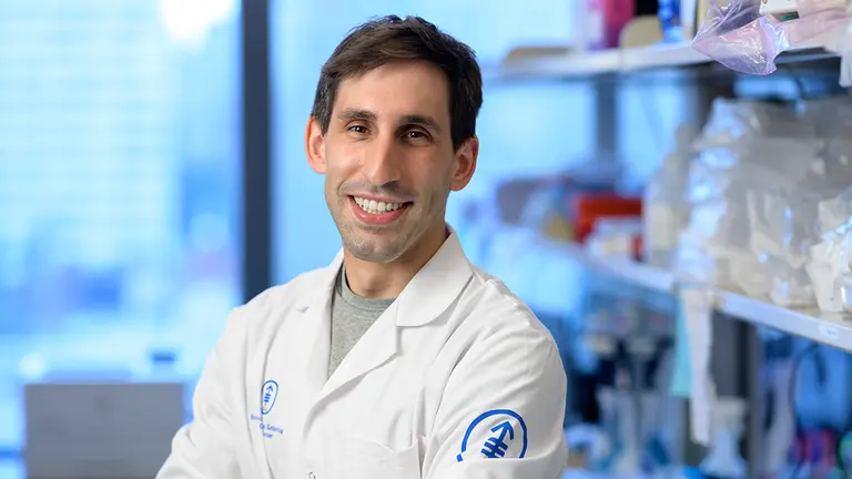 Inaki Etxeberria,  I Premios al Talento Novel de la Cátedra de Inmunología UFV-Merck. UNAV