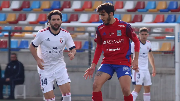 Partido de Segunda división B entre el Tarazona y el filial de Osasuna. @SDTarazona.