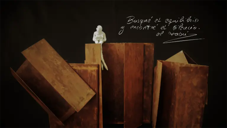 imagen cartel Voces del Silencio exposición suicidio. CEDIDA