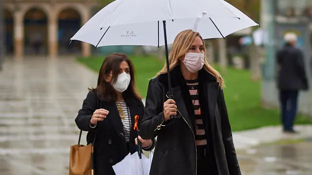 La presidenta del PP de Navarra y vicesecretaria nacional de Organización del PP, Ana Beltrán, y la portavoz de Educación del PP en el Congreso de los Diputados, Sandra Moneo, informan de medidas del Partido Popular contra la ley Celaá. PABLO LASAOSA