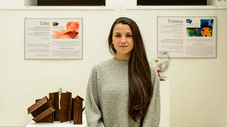 Leire Izaguirre García, criminóloga y comisaria de la exposición 'Voces del Silencio'. FERMÍN TORRANO