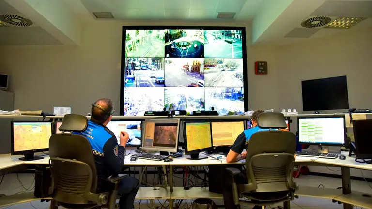 El Centro de Coordinación Operativa de la Policía Municipal de Pamplona. CEDIDA