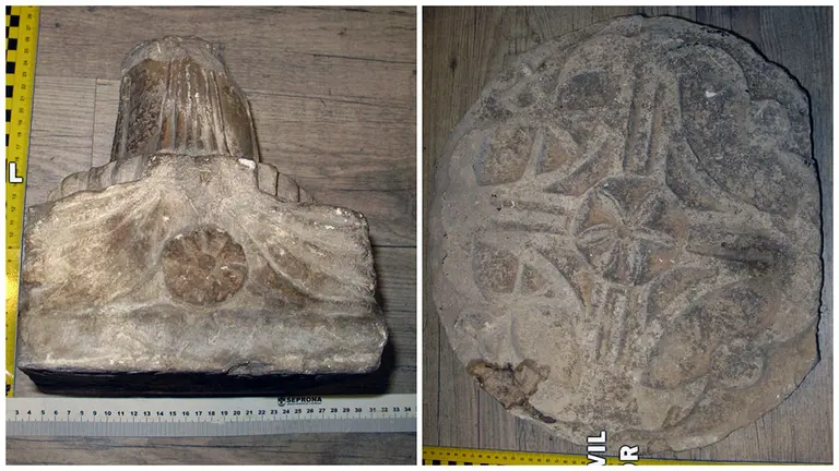 Las dos piezas localizadas por la Guardia Civil en Navarra.