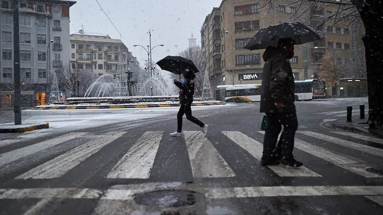 Un manto de nieve cubre Pamplona y Navarra durante el 5 de diciembre de 2020. PABLO LASAOSA
