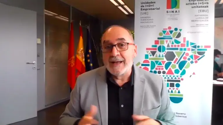 El consejero Juan Cruz Cigudosa durante una conferencia online para explicar la fiscalidad de la I+D+i. GOBIERNO DE NAVARRA