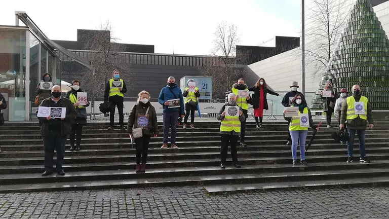 Concentración de trabajadores temporales de la Adminstración para reclamar la fijeza de los trabajadores en fraude de ley. EUROPA PRESS