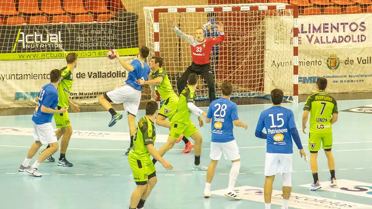 Partido entre el Valladolid y el Anaitasuna de liga asobal. @atlvalladolid.