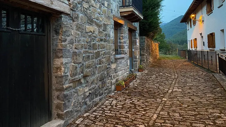 Imagen de Roncal - ASOCIACIÓN LOS PUEBLOS MÁS BONITOS DE ESPAÑA