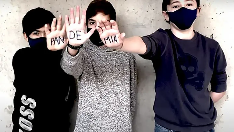 Villancico creado por el colegio Teresianas de Pamplona. YOUTUBE