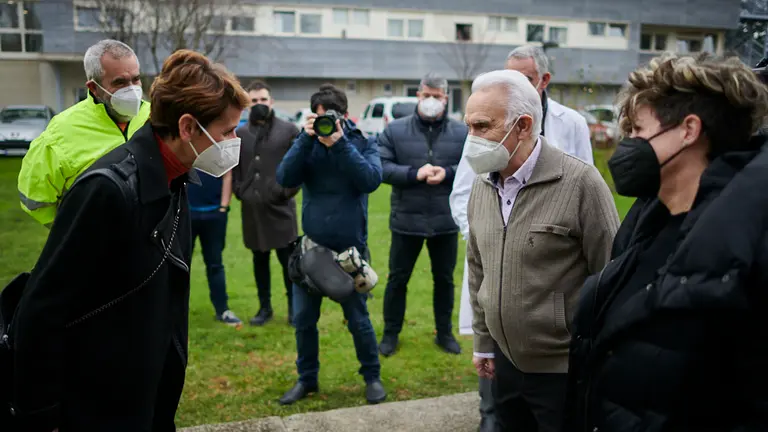 Rueda de prensa para presentar que la primera vacuna del COVID19 se ha puesto en Navarra, en la residencia El Vergel. PABLO LASAOSA