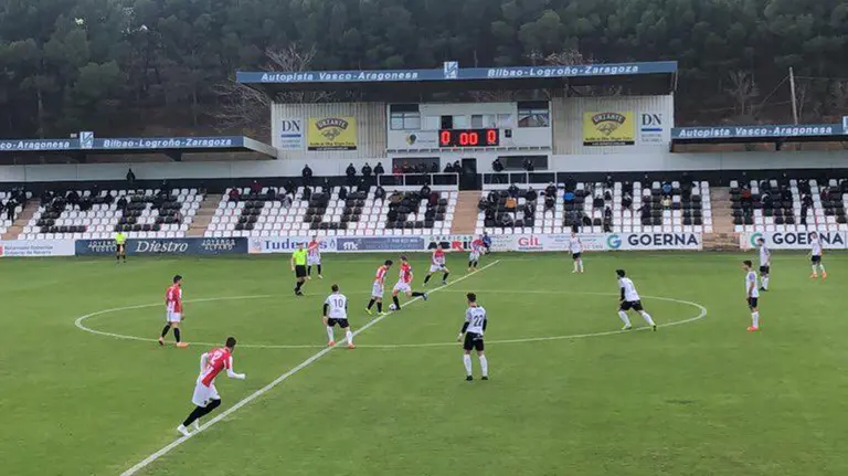 Partido entre el Tudelano y la SD Logroñés en la capital ribera. @cdtudelano.