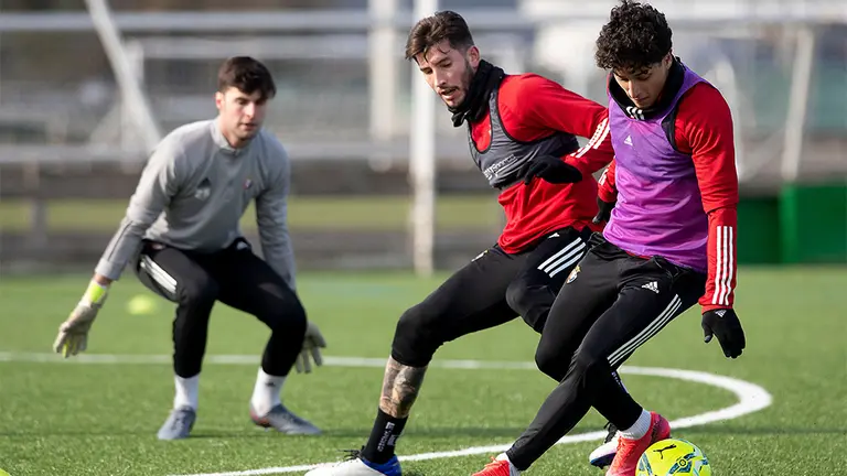 Entrenamiento de los rojillos en las instalaciones de Tajonar. CA Osasuna.