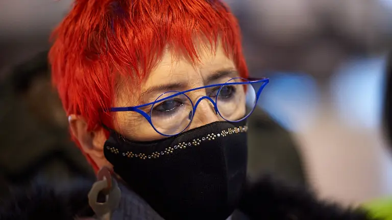 Vacunación de los primeros sanitarios en las instalaciones montadas en Refena. MIGUEL OSÉS