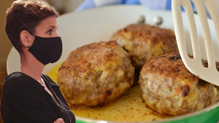 La presidenta del Gobierno de Navarra, María Chivite, asegura que sirvieron albóndigas en el Palacio de Navarra durante las comidas irregulares celebradas en el confinamiento.