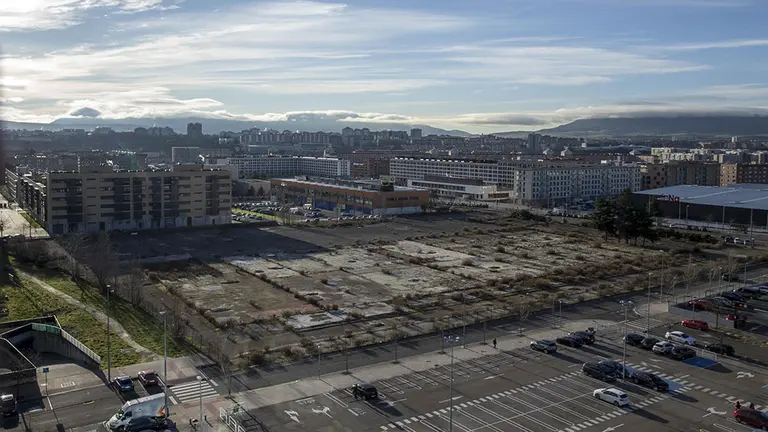 Solar de Buztintxuri. AYUNTAMIENTO DE PAMPLONA