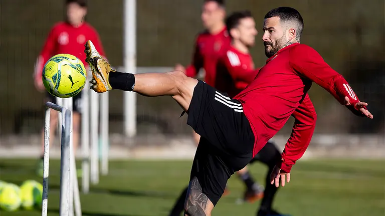 Rubén García en un entrenamiento en Tajonar. CA Osasuna.