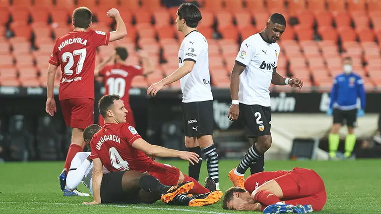 Partido entre el Valencia y Osasuna en el estadio de Mestalla. Europa Press.