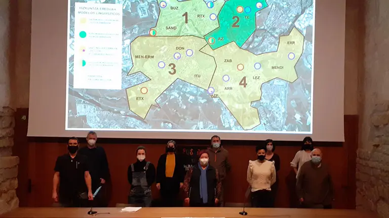 Rueda de prensa de la plataforma HE Gurasoak - HE GURASOAK